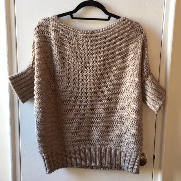 H&M Oversized Short-Sleeve Sweater - Picture 2 of 6